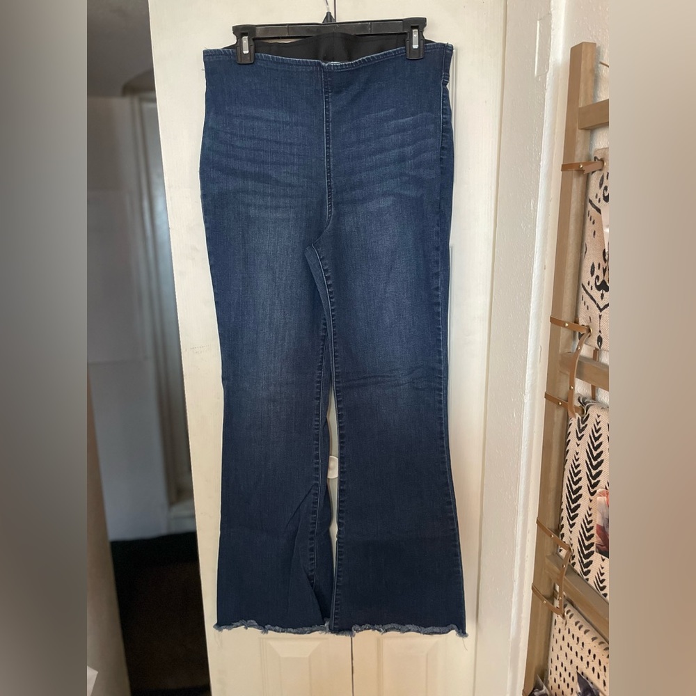 Dark wash flare jeans Knox Rose